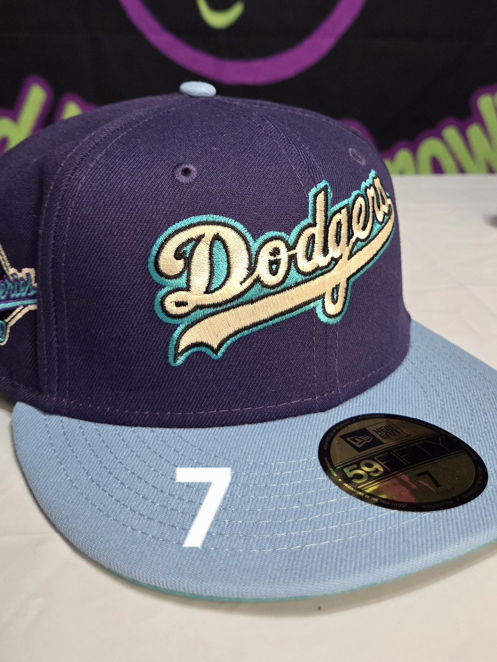 New Era 7 - Two Tone LA Dodgers Script